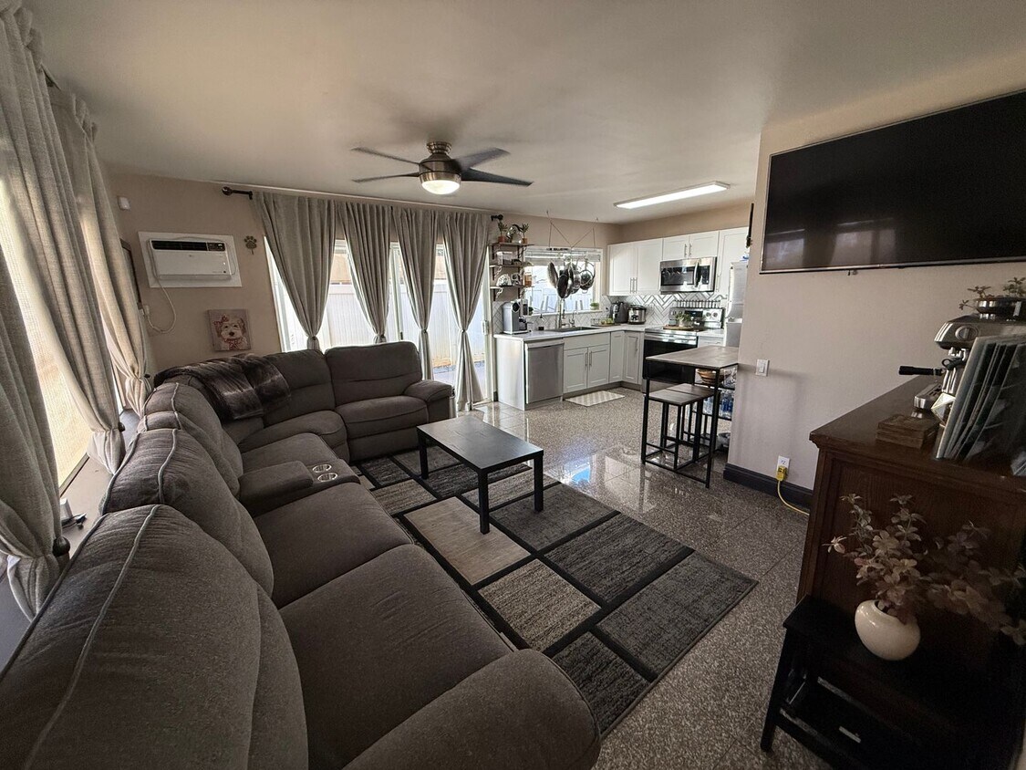 Photo - For Rent - [Ewa by Gentry] 91-1036E Hoomaka St #26