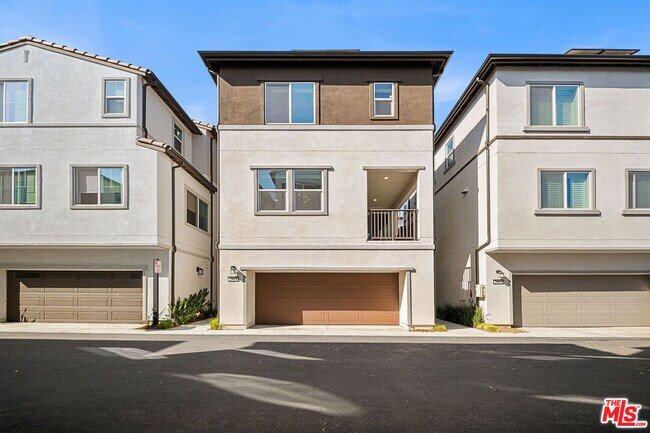 Building Photo - 2413 Little Rock Lane