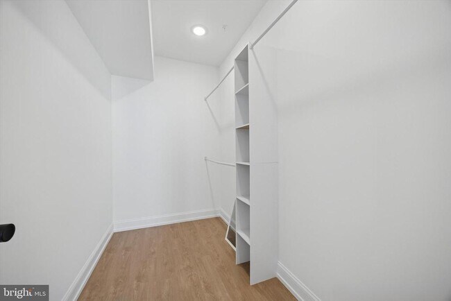 Foto del edificio - 1614 Ridge Ave