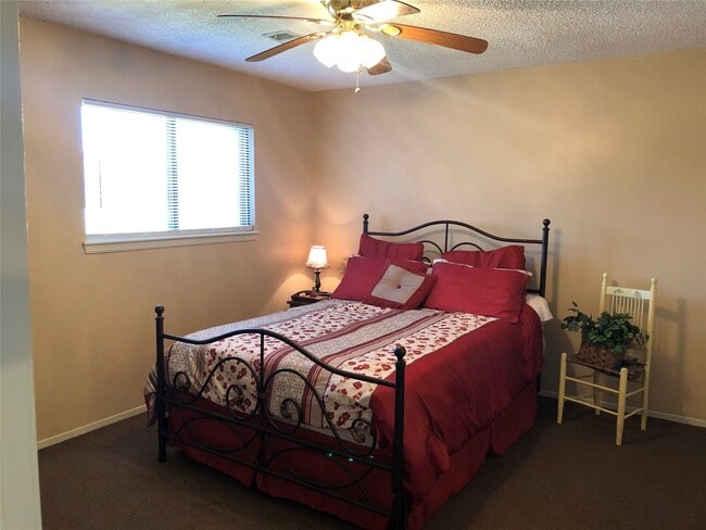 Building Photo - 1022 Wilson Rd