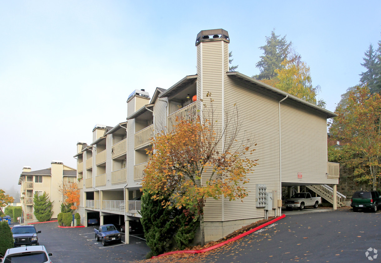 Building Photo - Northpointe Highlands Apartments