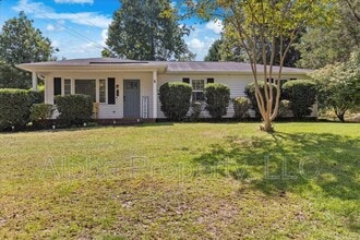 Building Photo - 12 Rawood Dr