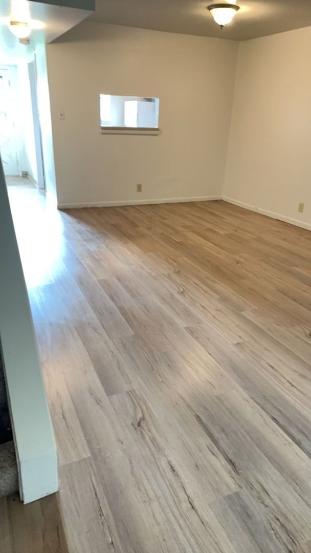 Foto del edificio - 2 bedroom, 1.5 bath 2-story condo in Coralville