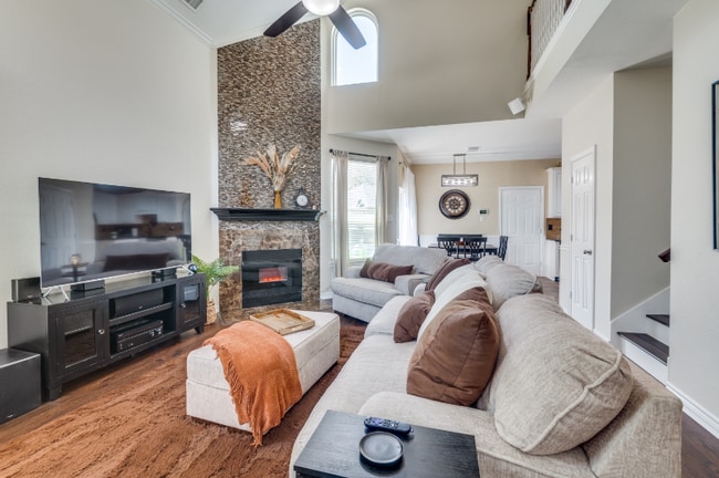 Photo - 18735 Flatstone Ct House