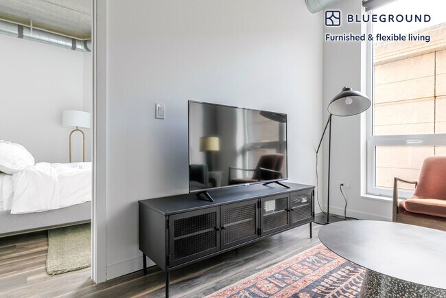 Foto del edificio - 61 W Erie St