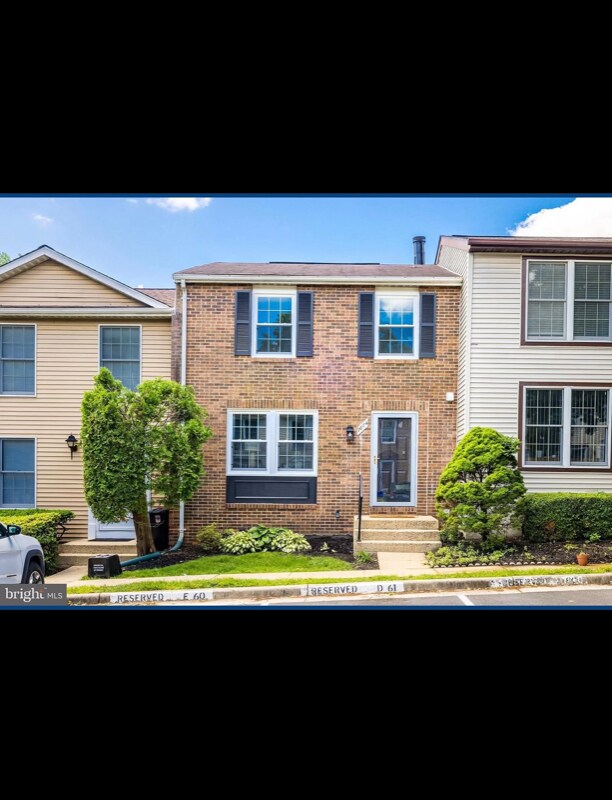 7874 Tyson Oaks Cir, Vienna, VA 22182 Townhome Rentals in Vienna VA