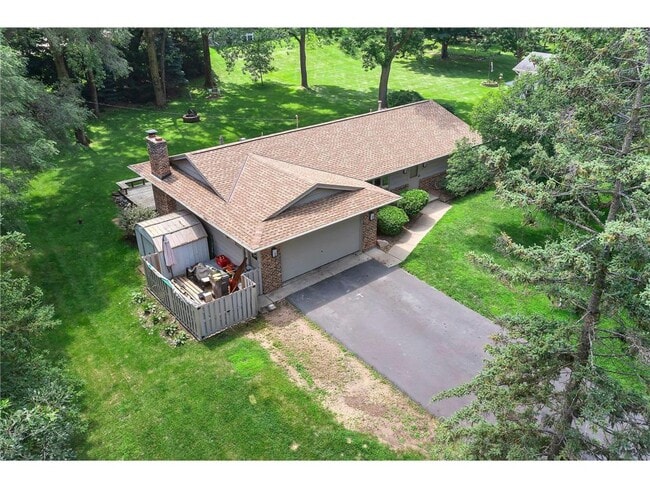 Foto del edificio - 14641 Crestview Ln