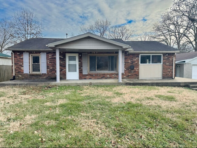 Building Photo - 2866 W Blue Lick Rd