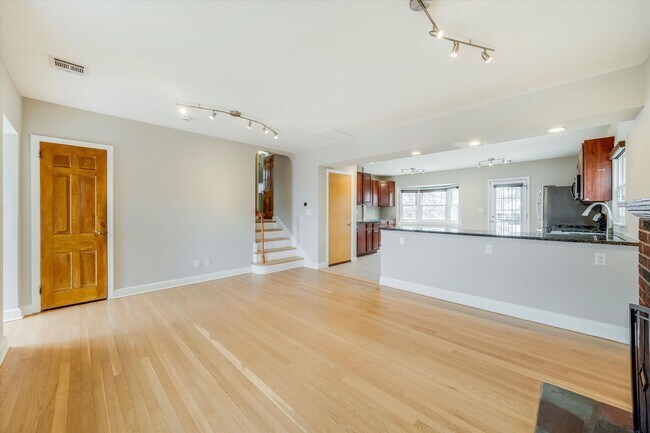Foto del edificio - Entire House Rental