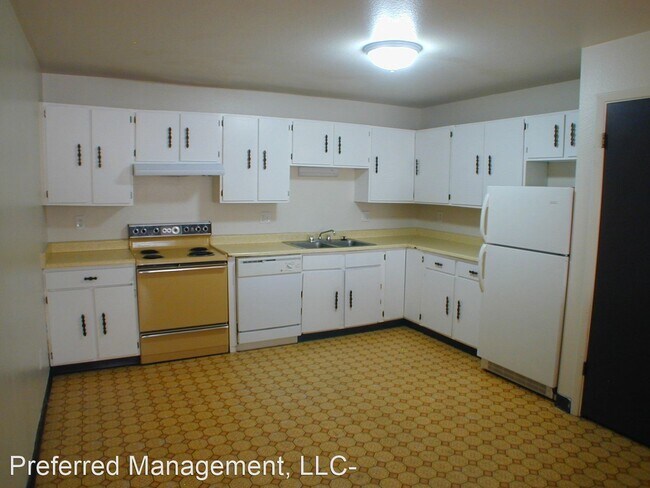 Building Photo - 116 Camelot Ct