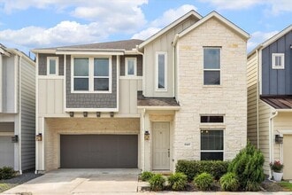 Building Photo - 10407 Quiet Courtyard Rd