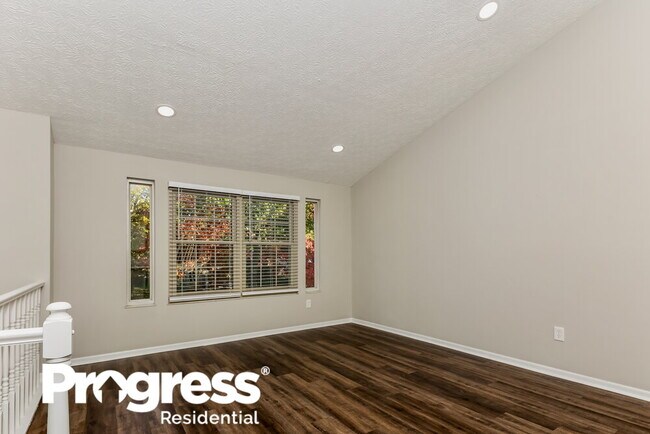 Foto del edificio - 5305 Davidson Rd