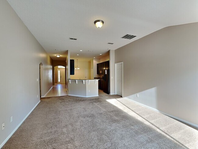 Building Photo - NEW PRICE