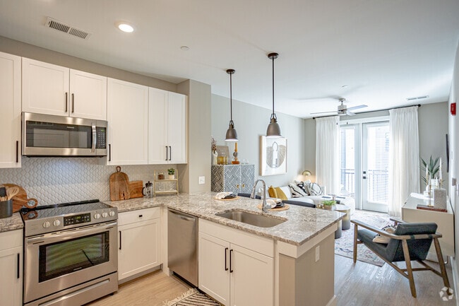 1BR, 1BA - Gaux Getter - 666SF - Margaux Midtown