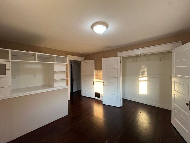 Foto del edificio - 2307 Central Ave