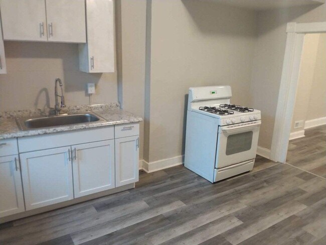 Foto del edificio - 1525 E 28th St