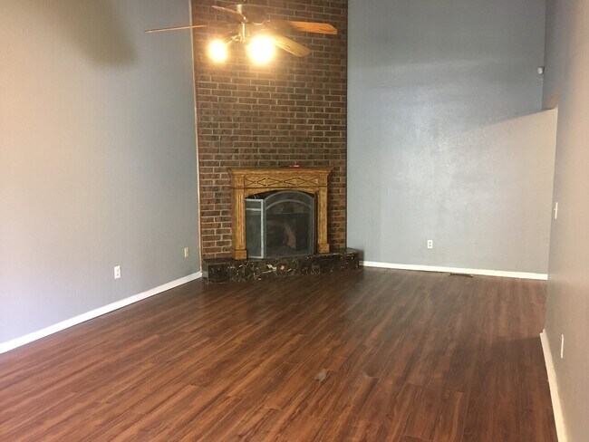 Foto del edificio - 818 NW 137th St