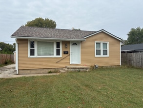 Building Photo - 25 St Cabrini Ct