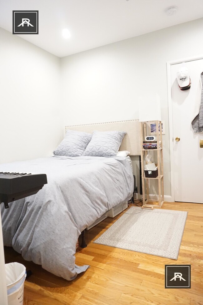 Foto del edificio - 483 Beacon St