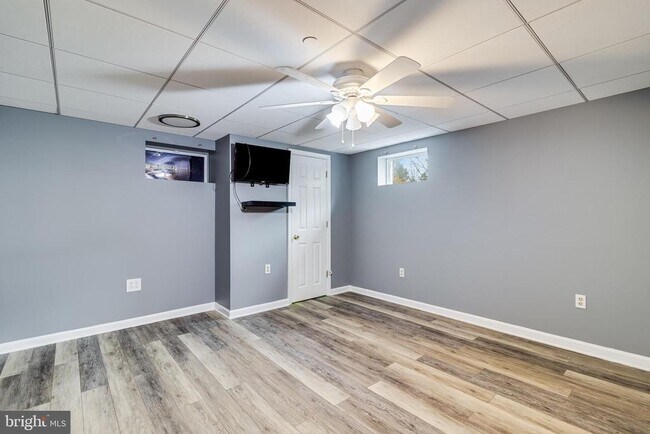 Foto del edificio - 8325 ABC Farm Pl