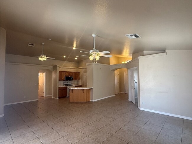 Foto del edificio - 3674 N Willow Rd