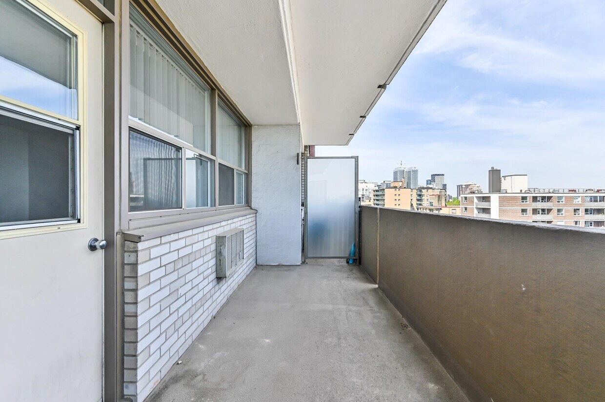 Photo du bâtiment - Davisville Tower