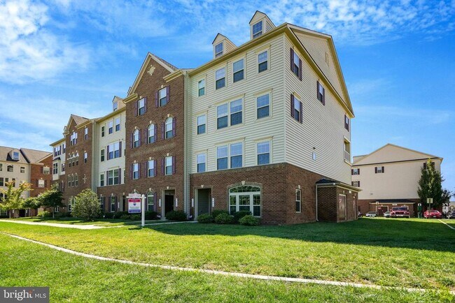 Foto del edificio - 7825 Culloden Crest Ln