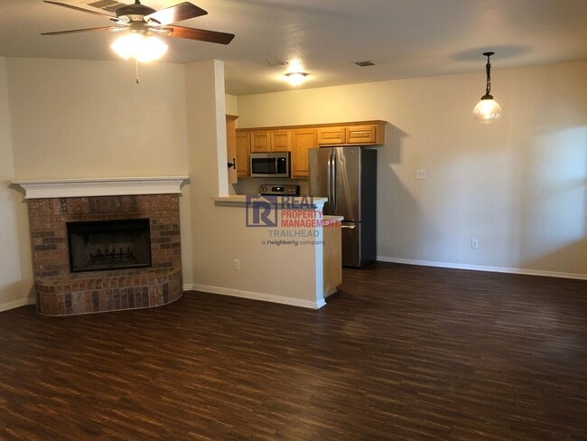 Foto del edificio - Very Neat 3 Bed/2Bath Home In A Desirable Neighborhood