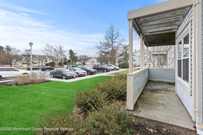 Building Photo - 461 Magnolia Ct