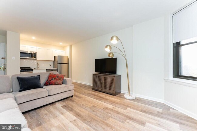 Foto del edificio - 135 S 19th St