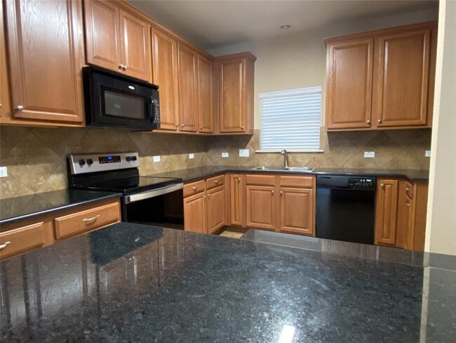 Building Photo - 1501 Big Thicket Dr