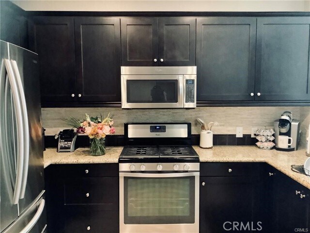 Foto del edificio - 2239 Rolling River Ln