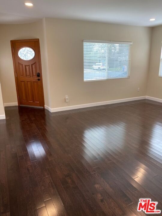 Foto del edificio - 10937 Fairbanks Way