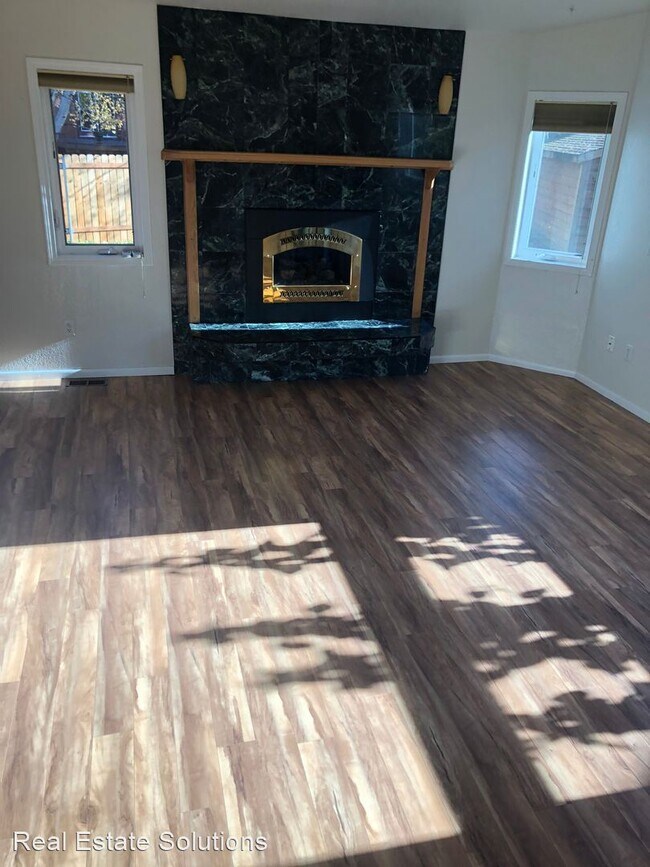 Foto del edificio - 3 br, 2 bath House - 8460 Ragged Top Circle
