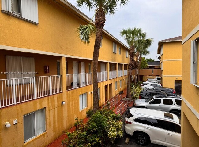 Foto del edificio - 2145 NW 19th Terrace