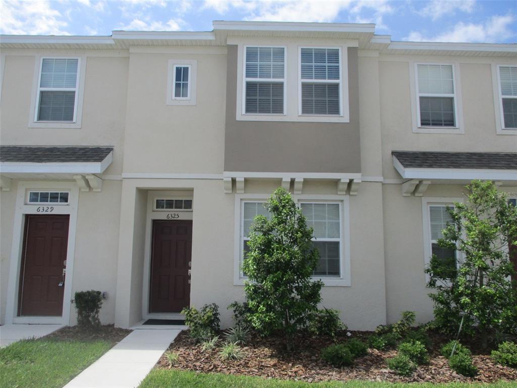 Foto principal - 6325 Fairmont Ln