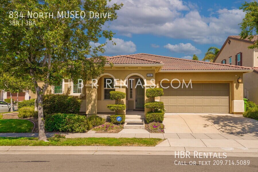 Primary Photo - 834 N MUSEO Dr