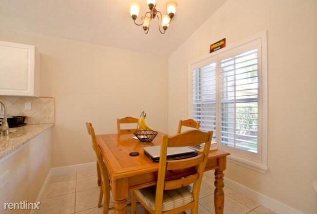 Foto del edificio - 5185 Prairie Dunes Village Cir