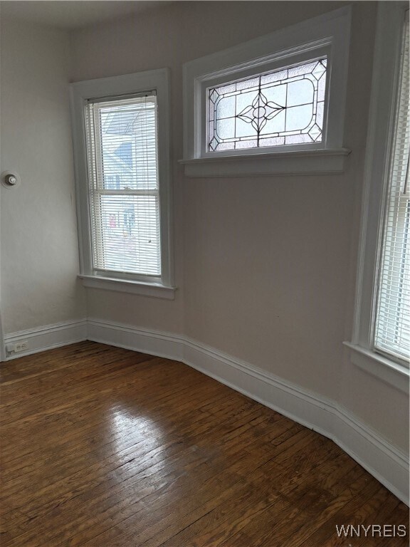 Foto del edificio - 55 E Hazeltine Ave