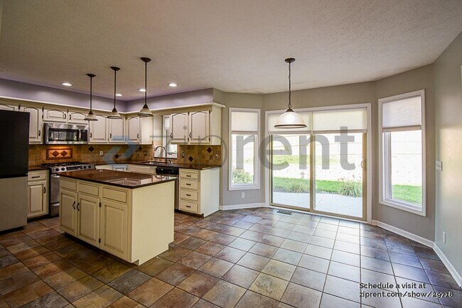 Foto del edificio - 721 N Aberdeen Dr