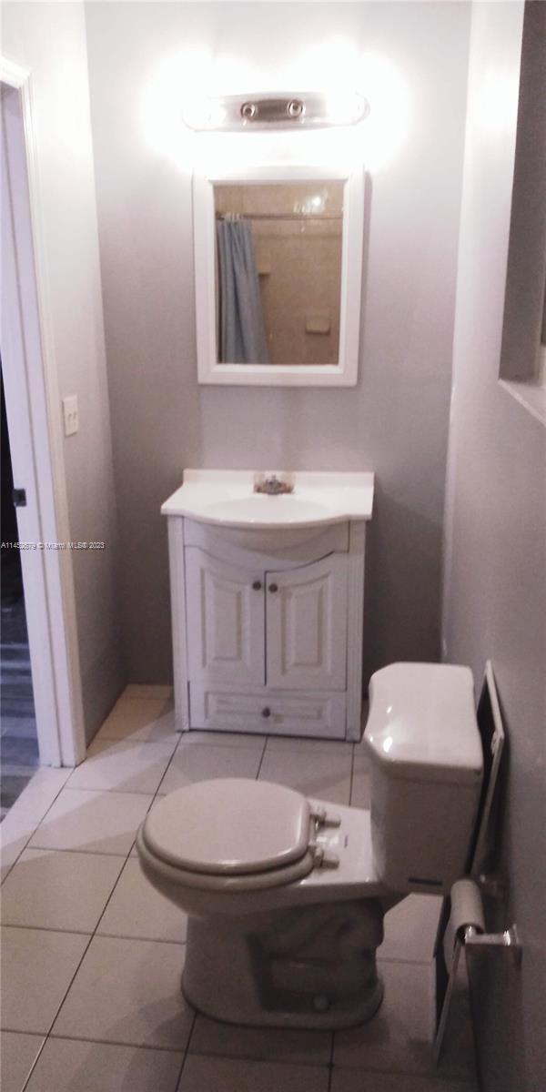 Foto del edificio - 220 SW 16th St