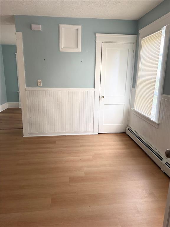 Foto del edificio - 694 Killingly St