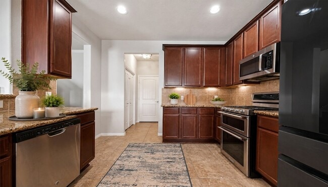 Building Photo - 12911 Taper Reach Dr