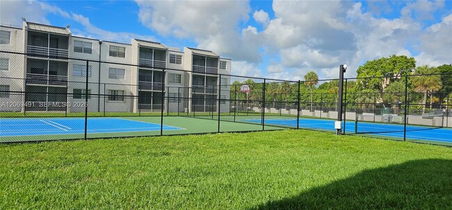 Building Photo - 14170 SW 84th St
