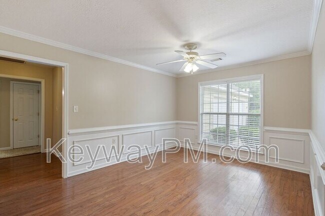 Building Photo - 391 Sandleton Way