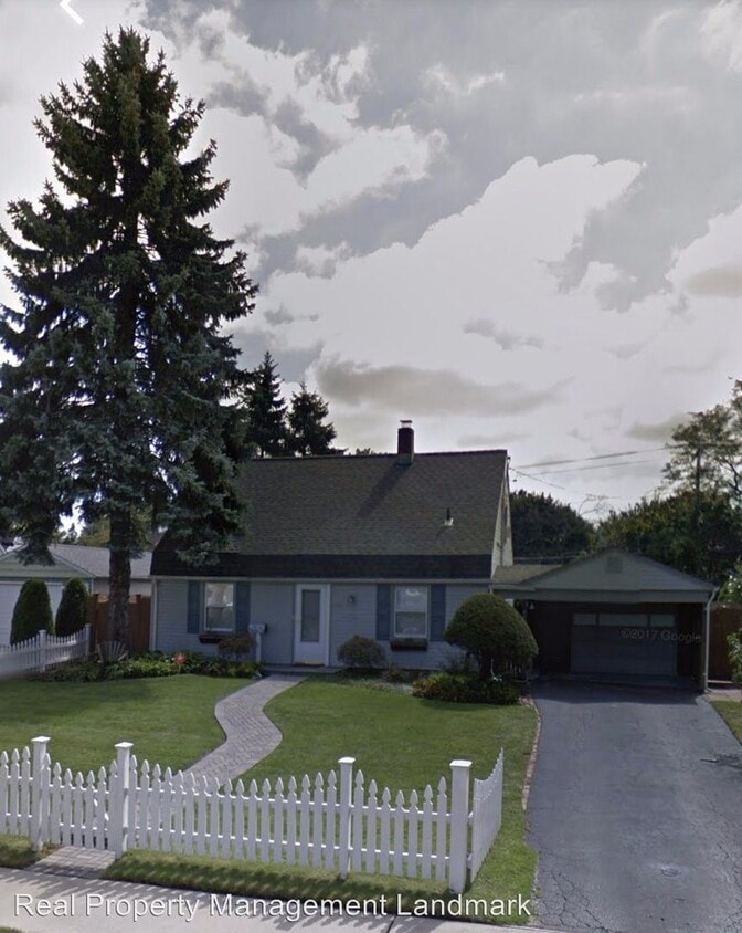 Primary Photo - 3 br, 2 bath House - 42 Corncrib Lane