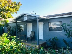 Building Photo - 1014 Douglass Ave