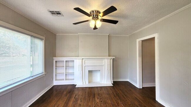 Foto del edificio - 2 Bed 1 Bath Duplex in the Aurora Addn NW OKC