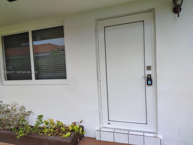 Foto del edificio - 4250 NW 3rd St