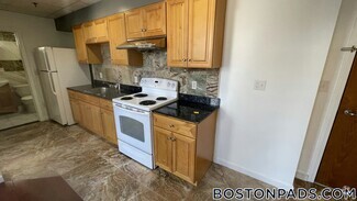 Building Photo - 72 Kneeland St